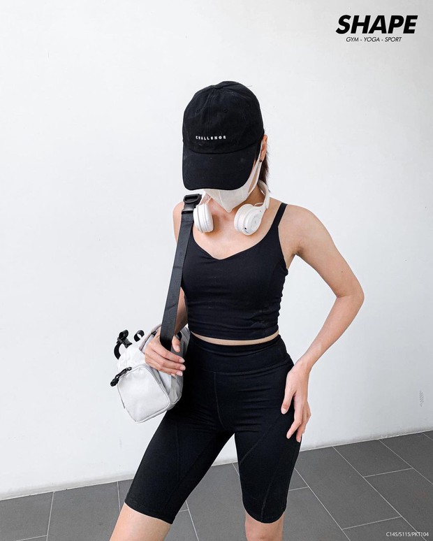 Sports bra của Minh Hằng gần 4 triệu lận, ai thích áo basic giống vậy thì có vài gợi ý chỉ 200k - 300k thôi - Ảnh 9.
