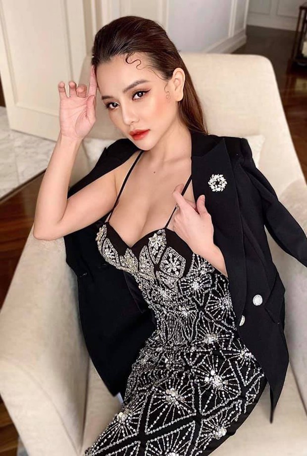 Soi ảnh quá khứ của Mon 2K, netizen ngỡ ngàng vì nhan sắc đập đi xây lại quá khác biệt ở hiện tại - Ảnh 4.