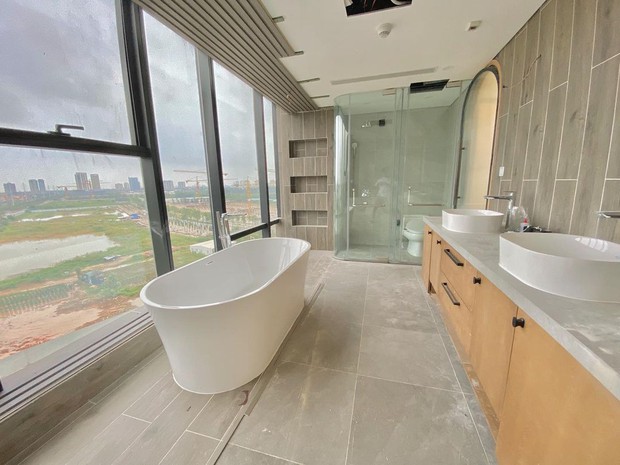 Sắm 2 xe sang + 2 căn chung cư trong chưa đầy 2 năm, vợ chồng Trang Lou - Tùng Sơn giàu cỡ nào? - Ảnh 15.