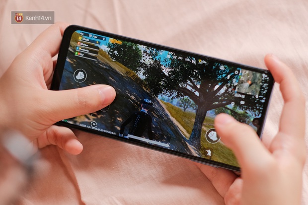 Bất ngờ khi mãnh thú mới Galaxy M22 có thể “cân tất” được cả những tựa game nặng này mà vẫn mượt mà suốt trận - Ảnh 5. Bất ngờ khi mãnh thú mới Galaxy M22 có thể “cân tất” được cả những tựa game nặng này mà vẫn mượt mà suốt trận - Ảnh 5.