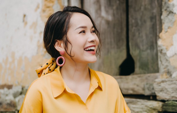 Emily hát thay thế nữ ca sĩ làm nên hit lớn cùng ông xã BigDaddy nhưng bị netizen chê không hay bằng bản gốc - Ảnh 8. Emily hát thay thế nữ ca sĩ làm nên hit lớn cùng ông xã BigDaddy nhưng bị netizen chê không hay bằng bản gốc - Ảnh 8.