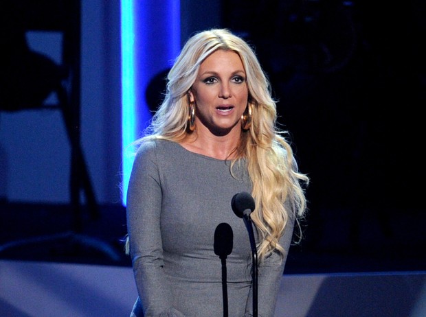 Bản điều tra lần đầu công bố loạt sự thật về quyền bảo hộ Britney Spears: Bị bố ruột chửi bới thậm tệ, muốn bên con nhưng bị áp giải như sát nhân - Ảnh 12. Bản điều tra lần đầu công bố loạt sự thật về quyền bảo hộ Britney Spears: Bị bố ruột chửi bới thậm tệ, muốn bên con nhưng bị áp giải như sát nhân - Ảnh 12.