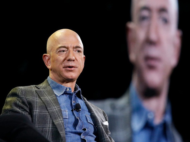 Jeff Bezos nghỉ hưu với khối tài sản 203 tỷ USD, gấp 762.012 lần tài sản trung bình của một công dân Mỹ về hưu - Ảnh 2.