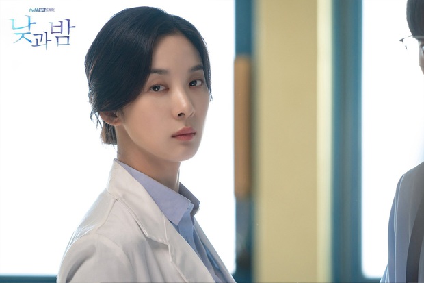 Nam Goong Min - Taeyeon từng ăn gạch vì khen ngợi Seolhyun (AOA) giữa tâm bão bắt nạt, thế nhưng giờ đây netizen đã quay xe hàng loạt - Ảnh 4.