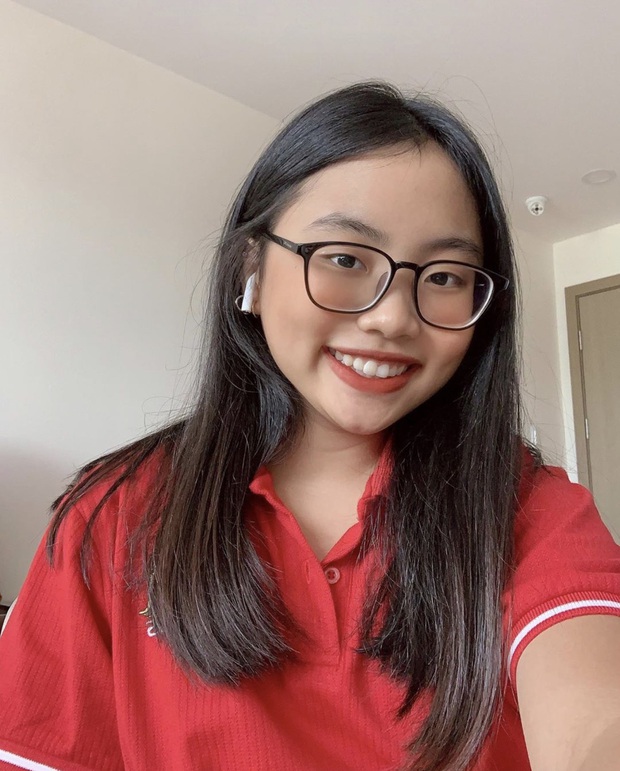 Bắt gặp Phương Mỹ Chi vừa thi Đại học về liền bay vào cảm thán tài năng đoán đề thi Văn của Đen Vâu - Ảnh 5.