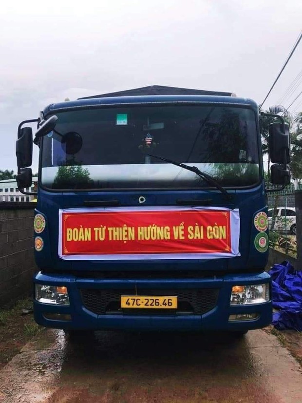Hỗ trợ hàng chục tấn rau xanh từ Đắk Lắk đến tận nơi cho người dân TP.HCM và Bình Dương giữa mùa dịch - Ảnh 2.