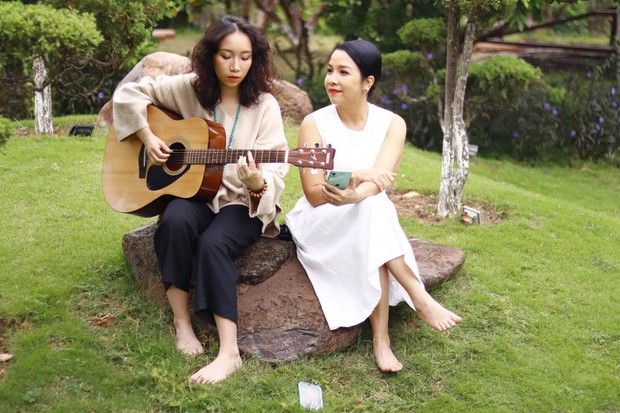 Diva Mỹ Linh tiết lộ cách dạy con cái, thừa nhận cô út Mỹ Anh ương bướng nhất nhà nhưng được trị bằng 1 cách cực tâm lý - Ảnh 2. Diva Mỹ Linh tiết lộ cách dạy con cái, thừa nhận cô út Mỹ Anh ương bướng nhất nhà nhưng được trị bằng 1 cách cực tâm lý - Ảnh 2.