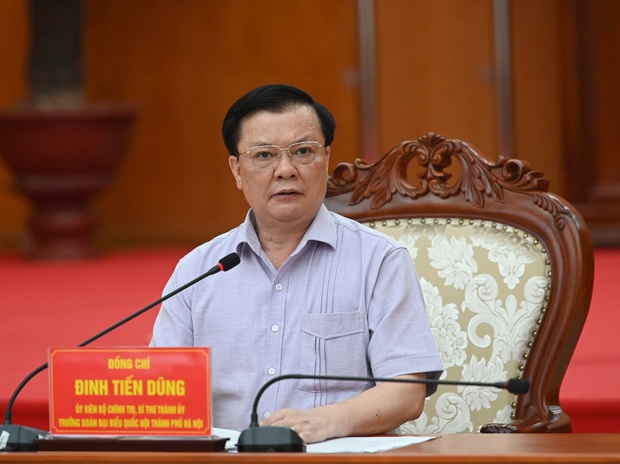 Bí thư Hà Nội: Nới lỏng một số hoạt động dịch vụ nhưng không được chủ quan, lơ là - Ảnh 2. Bí thư Hà Nội: Nới lỏng một số hoạt động dịch vụ nhưng không được chủ quan, lơ là - Ảnh 2.