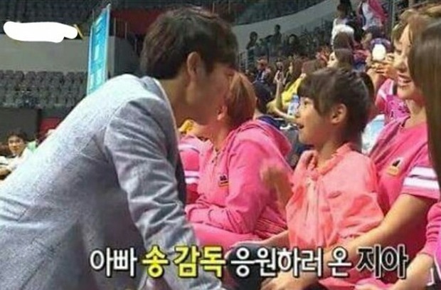 Vụ ngoại tình chấn động: David Beckham xứ Hàn trắng trợn gọi nhân tình bằng… cháu gái, tự đập bỏ gia đình đẹp như mơ - Ảnh 10.