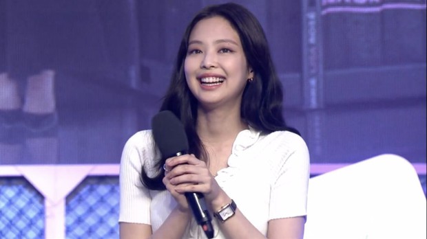 BLACKPINK đại náo sự kiện PUBG: Từ sang chảnh hóa bánh bèo xinh xỉu, nhưng sao cả 4 lộ cẳng chân chẳng đẹp như mơ thế này - Ảnh 6. BLACKPINK đại náo sự kiện PUBG: Từ sang chảnh hóa bánh bèo xinh xỉu, nhưng sao cả 4 lộ cẳng chân chẳng đẹp như mơ thế này - Ảnh 6.