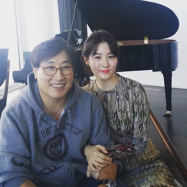 6 couple chú cháu hạnh phúc nhất Kbiz: Lee Young Ae cưới chồng đại gia hơn 20 tuổi, sao Vườn Sao Băng viên mãn dù chồng ngoại tình - Ảnh 2. 6 couple chú cháu hạnh phúc nhất Kbiz: Lee Young Ae cưới chồng đại gia hơn 20 tuổi, sao Vườn Sao Băng viên mãn dù chồng ngoại tình - Ảnh 2.