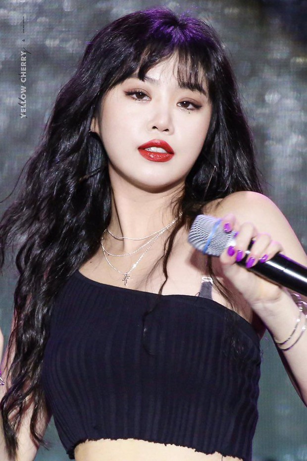 Soojin rời (G)I-DLE, netizen liền chỉ trích Lia (ITZY), Hyunjin (Stray Kids) khi vẫn nhởn nhơ hoạt động dù dính bê bối bạo lực học đường - Ảnh 2. Soojin rời (G)I-DLE, netizen liền chỉ trích Lia (ITZY), Hyunjin (Stray Kids) khi vẫn nhởn nhơ hoạt động dù dính bê bối bạo lực học đường - Ảnh 2.