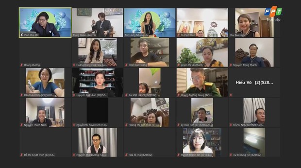 Tổng kết livestream đấu giá ủng hộ Sài Gòn chống dịch: Thu được hơn 2,4 tỷ đồng; HH Hương Giang chốt mua đồng hồ Hublot của BTV Ngọc Trinh với giá 900 triệu - Ảnh 3. Tổng kết livestream đấu giá ủng hộ Sài Gòn chống dịch: Thu được hơn 2,4 tỷ đồng; HH Hương Giang chốt mua đồng hồ Hublot của BTV Ngọc Trinh với giá 900 triệu - Ảnh 3.