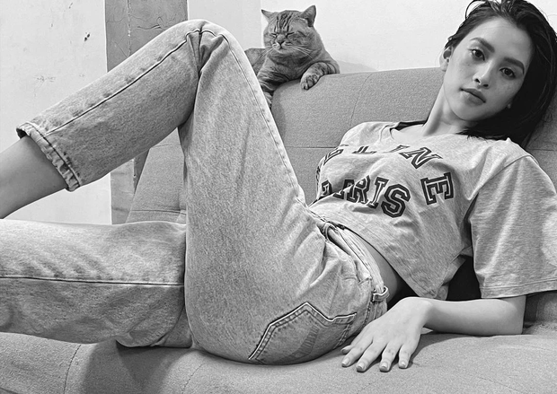 Trên ghế nhà sao Việt: Châu Bùi quất nguyên cây xanh chuối, Lệ Quyên chung tình với đồ tập, team Hoa hậu giản dị đến lạ - Ảnh 12.