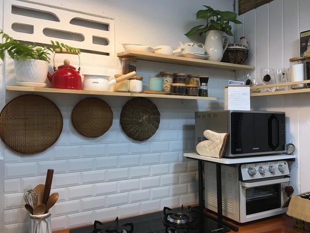 Cô gái bỏ phố về quê thỏa mãn đam mê làm bánh, chi 26 triệu biến nhà kho thành căn bếp xinh ơi là xinh - Ảnh 6.