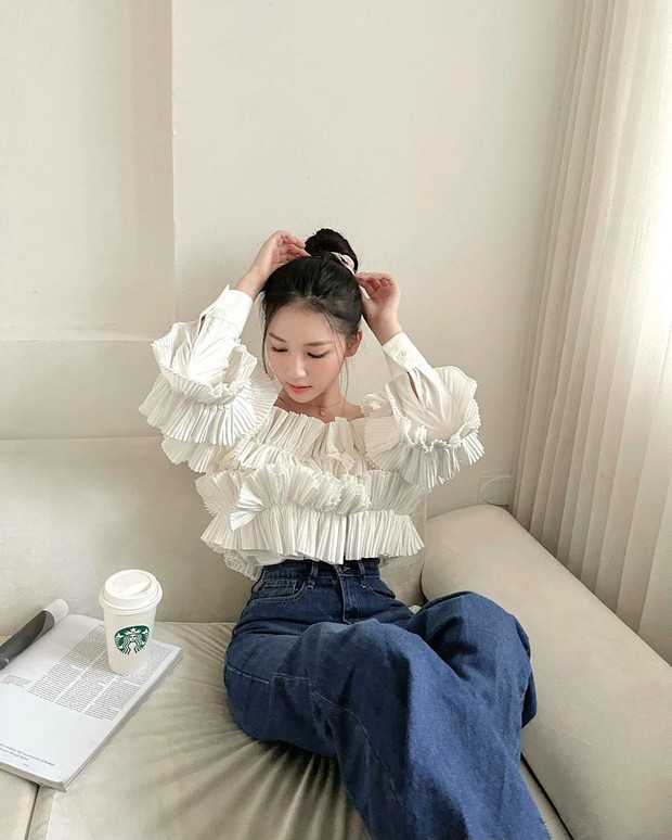 Đồ local brand sao Việt vừa diện: Nhiều món bánh bèo siêu xinh, giá cực “êm” chỉ từ 200k - Ảnh 5.
