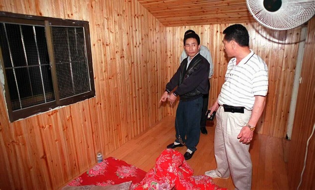 Án mạng người đẹp khiêu vũ gây chấn động hơn 3 thập kỷ: Nỗi oan mất đầu và hàng loạt sự kiện lạ ám ảnh đồn cảnh sát - Ảnh 2.