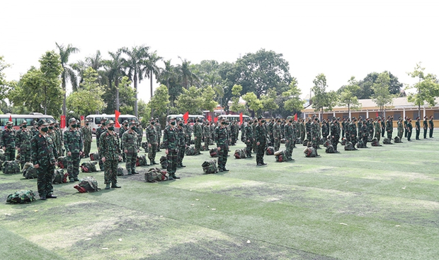  Quân đội căng mình trên khắp các “mặt trận” phòng, chống dịch COVID-19  - Ảnh 2.
