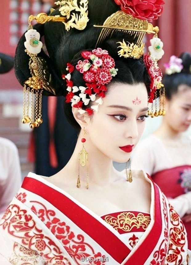 4 Hoàng hậu ấn tượng nhất màn ảnh Hoa ngữ: Châu Tấn đứng đầu miễn bàn cãi, đối thủ Như Ý Truyện bị chê té tát - Ảnh 9.