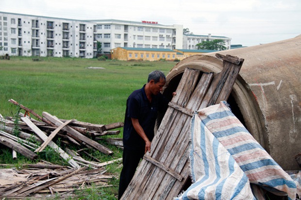 Sống trong cống, lay lắt trên vỉa hè thành phố 10 năm, bố nghèo nuôi con đỗ thủ khoa ĐH Y Hà Nội