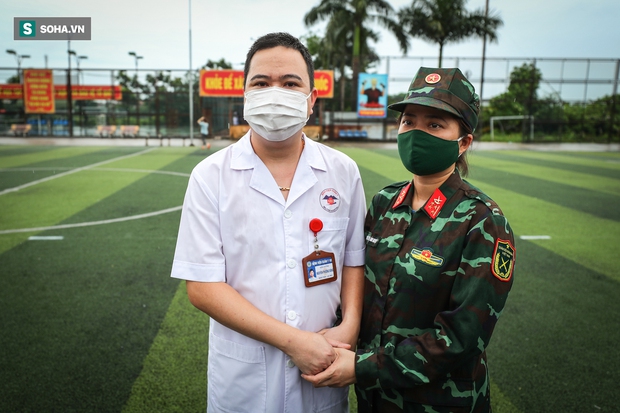Những ‘bóng hồng’ Nam tiến chống dịch Covid-19: “Hot girl huyết áp” sẵn sàng cắt bay mái tóc dài - Ảnh 13. Những ‘bóng hồng’ Nam tiến chống dịch Covid-19: “Hot girl huyết áp” sẵn sàng cắt bay mái tóc dài - Ảnh 13.