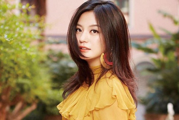 MXH Việt phát sốt vì cuộc thanh trừng Triệu Vy và dàn sao Cbiz: Không dám rời điện thoại, vừa hóng vừa lo sợ có idol mình - Ảnh 2. MXH Việt phát sốt vì cuộc thanh trừng Triệu Vy và dàn sao Cbiz: Không dám rời điện thoại, vừa hóng vừa lo sợ có idol mình - Ảnh 2.