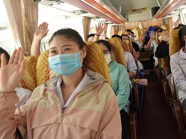 Phát hiện 14 ca Covid-19 chưa rõ nguồn lây trong một gia đình 3 thế hệ - Ảnh 2. Phát hiện 14 ca Covid-19 chưa rõ nguồn lây trong một gia đình 3 thế hệ - Ảnh 2.