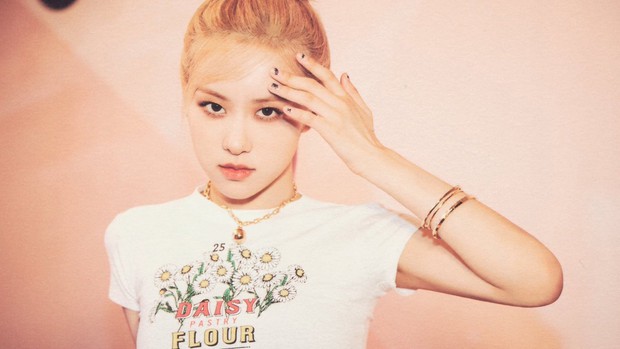 Hậu trường phô diễn visual mới toanh của BLACKPINK: Jisoo sexy lạ quá, mê nhất Jennie vì vừa ngây thơ vừa sexy xịt máu - Ảnh 20.