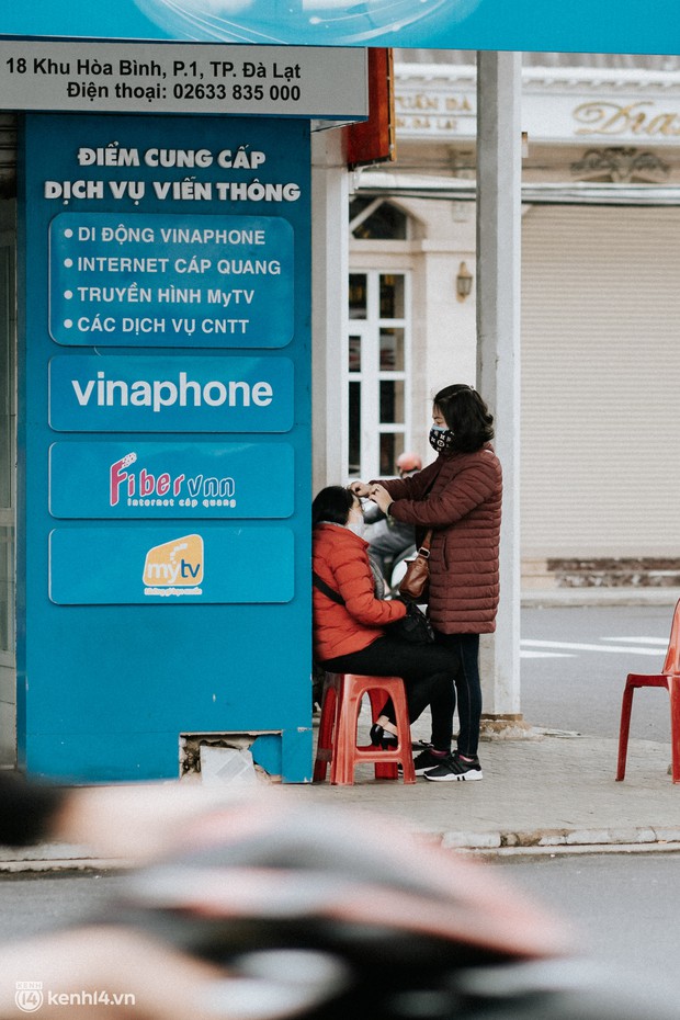 Ảnh hiếm: Một Đà Lạt chưa bao giờ hiu quạnh như thế trong mùa cao điểm du lịch, cảnh đẹp nhưng người có vui? - Ảnh 16.