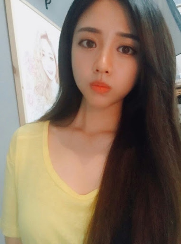 Trêu đùa mèo cưng quá đà, nữ streamer bị boss tấn công tới mức phải nhập viện - Ảnh 7. Trêu đùa mèo cưng quá đà, nữ streamer bị boss tấn công tới mức phải nhập viện - Ảnh 7.