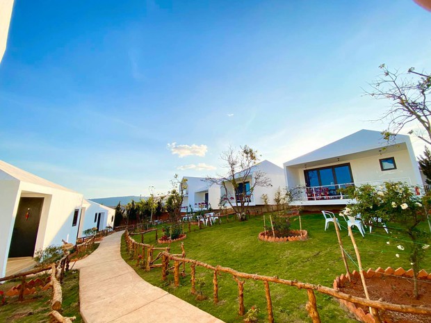 Vừa tốn hàng triệu đô xây dựng thì gặp đại dịch, số phận resort sang chảnh của Lý Nhã Kỳ trên Đà Lạt giờ ra sao? - Ảnh 5. Vừa tốn hàng triệu đô xây dựng thì gặp đại dịch, số phận resort sang chảnh của Lý Nhã Kỳ trên Đà Lạt giờ ra sao? - Ảnh 5.