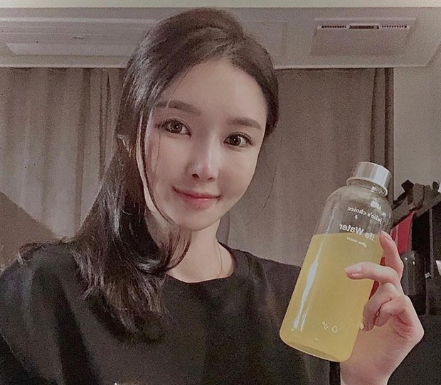 4 hành vi dễ gây hại tuổi thọ mà bạn nên tránh mắc phải hàng ngày, điều nào cũng rất quen - Ảnh 1. 4 hành vi dễ gây hại tuổi thọ mà bạn nên tránh mắc phải hàng ngày, điều nào cũng rất quen - Ảnh 1.