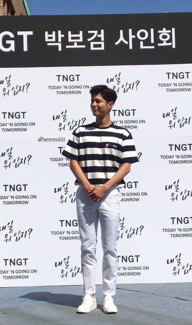 Thử chụp lén dàn tài tử Hàn: Hyun Bin khí chất nghẹt thở, Lee Min Ho chân siêu dài, Lee Dong Wook - Park Seo Joon đẹp điên lên - Ảnh 17. Thử chụp lén dàn tài tử Hàn: Hyun Bin khí chất nghẹt thở, Lee Min Ho chân siêu dài, Lee Dong Wook - Park Seo Joon đẹp điên lên - Ảnh 17.