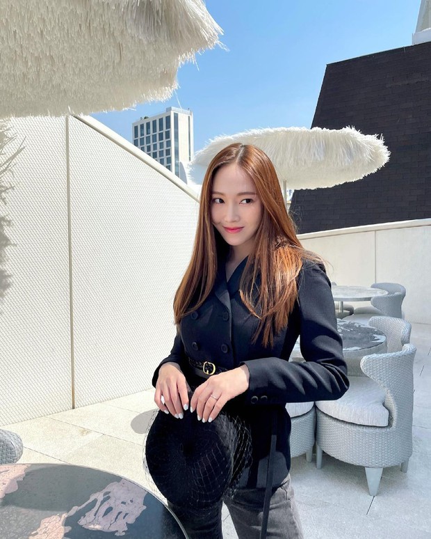 Nhan sắc của SNSD ngày mới ra mắt và bây giờ: Yoona - Taeyeon xứng danh nữ thần, loạt thành viên kém sắc lột xác thấy rõ - Ảnh 49. Nhan sắc của SNSD ngày mới ra mắt và bây giờ: Yoona - Taeyeon xứng danh nữ thần, loạt thành viên kém sắc lột xác thấy rõ - Ảnh 49.