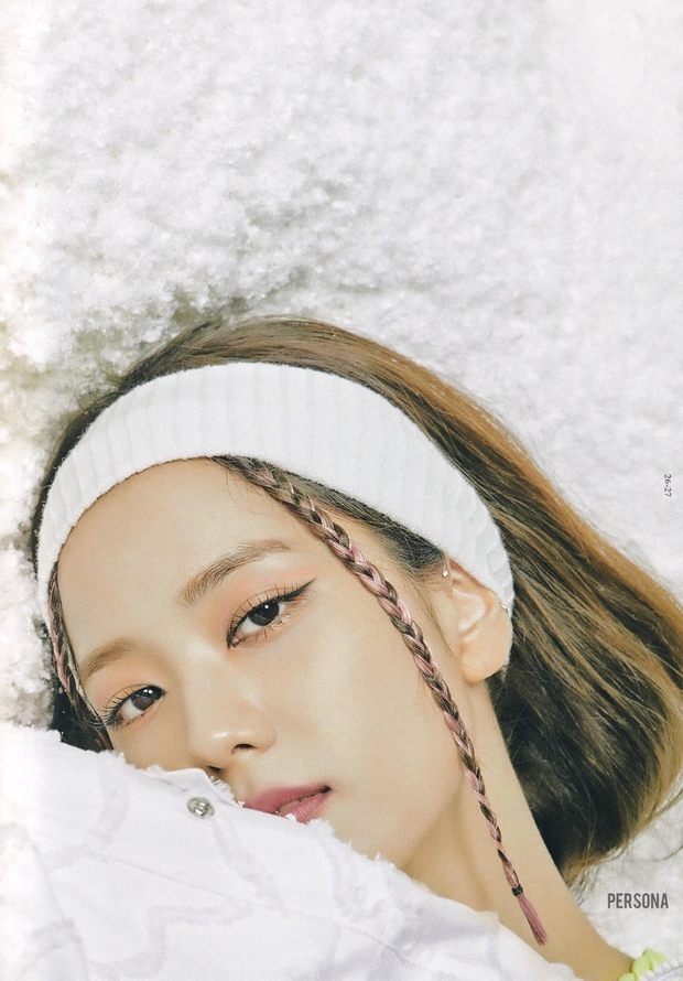 Xả ảnh HD chưa từng công bố của BLACKPINK: Choáng khi zoom cận mặt Jennie, Jisoo o ép vòng 1 đè bẹp thánh body Lisa - Rosé - Ảnh 11. Xả ảnh HD chưa từng công bố của BLACKPINK: Choáng khi zoom cận mặt Jennie, Jisoo o ép vòng 1 đè bẹp thánh body Lisa - Rosé - Ảnh 11.