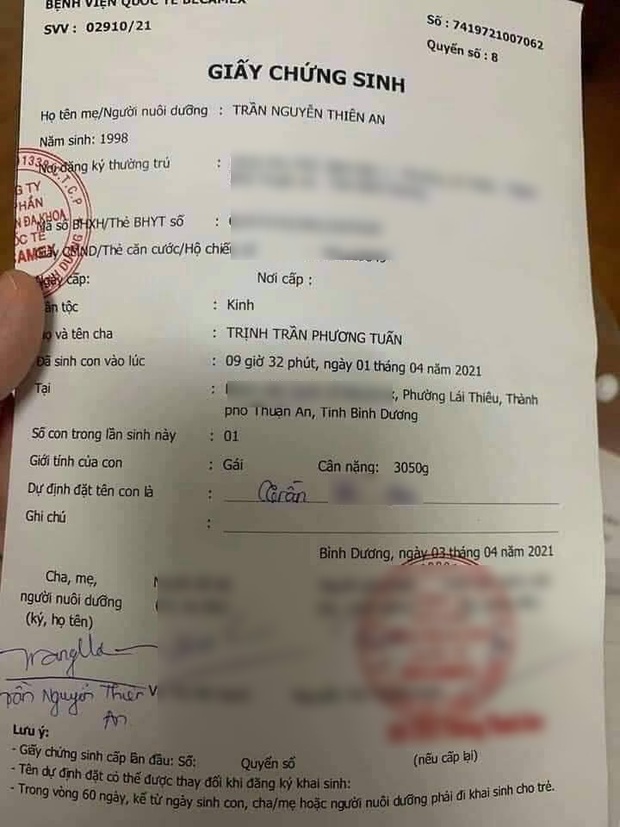 Rầm rộ ảnh chụp giấy chứng sinh nghi vấn của con gái Jack và bạn gái tin đồn Thiên An - Ảnh 1. Rầm rộ ảnh chụp giấy chứng sinh nghi vấn của con gái Jack và bạn gái tin đồn Thiên An - Ảnh 1.
