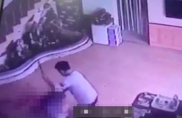 Vụ người phụ nữ bị chém dã man trong nhà nghỉ: Nạn nhân đang mang thai, hung thủ trốn truy nã 13 năm về tội giết người - Ảnh 1. Vụ người phụ nữ bị chém dã man trong nhà nghỉ: Nạn nhân đang mang thai, hung thủ trốn truy nã 13 năm về tội giết người - Ảnh 1.