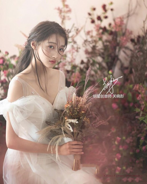 Dàn nữ thần Cbiz bung visual nức nở trong váy cưới: Angela Baby - Lưu Diệc Phi quá diễm lệ, mỹ nhân 4000 năm như bỏ bùa mê - Ảnh 14.