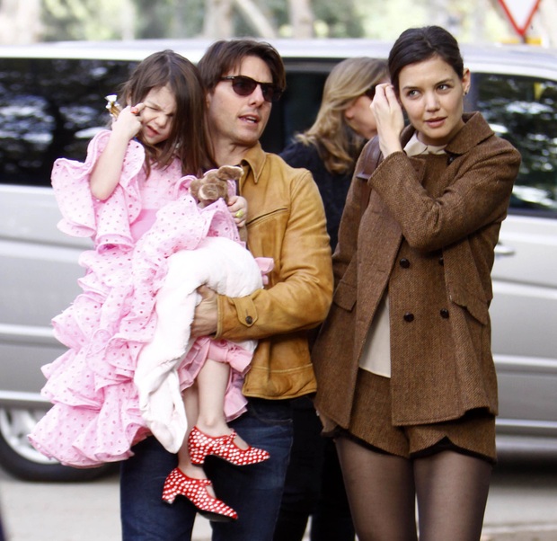Suri Cruise: The hottest girl from Hollywood turned into a princess abandoned by Tom Cruise for 9 years, puberty made many people embarrassed - Photo 7.