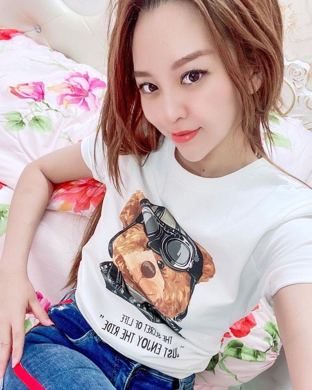 SÁNG NHẤT HÔM NAY: Top 10 xuất sắc nhất Nhà Lên Đèn, Em Lên Đồ được quà khủng, xinh - sexy - chất lừ đủ cả - Ảnh 10.