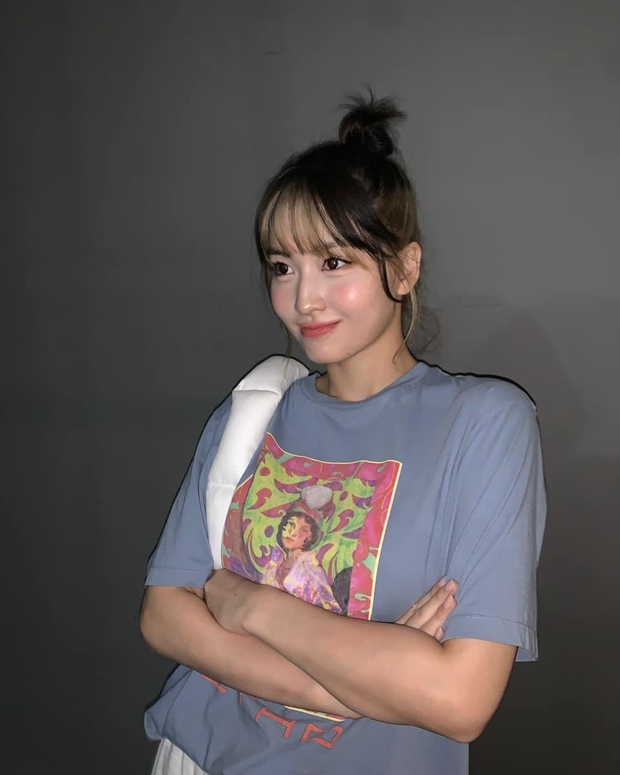 Momo - Nayeon (TWICE) khoe visual siêu xinh bên tóc mái mới nhuộm nhưng vẫn khiến netizen bất bình chỉ vì 1 lí do - Ảnh 5.