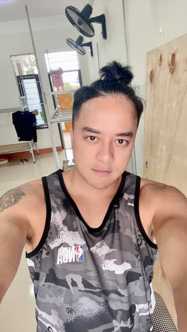 Cao Thái Sơn thông báo hết hạn cách ly tập trung, lý do gì chưa thể về TP.HCM? - Ảnh 7. Cao Thái Sơn thông báo hết hạn cách ly tập trung, lý do gì chưa thể về TP.HCM? - Ảnh 7.