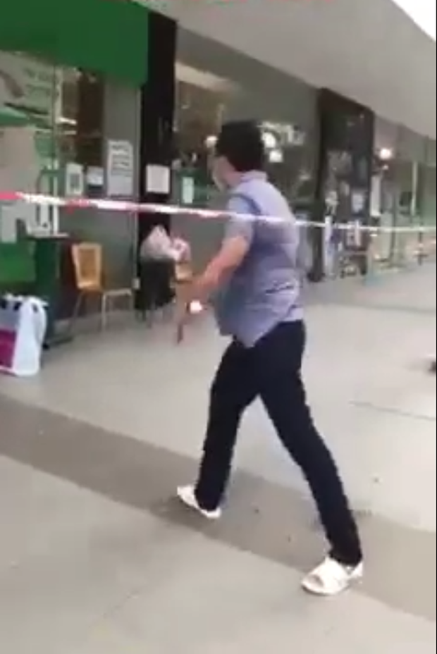 Những vụ chống đối cán bộ kiểm dịch gây bức xúc: Người tự nhận “tao là VTV, tao là tiến sĩ”, người xưng “Ban chỉ đạo quận 7” chửi bới nhân viên siêu thị - Ảnh 5.