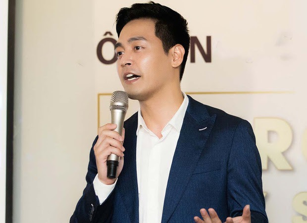MC Phan Anh lên tiếng trước loạt tin đồn bị cấm sóng, tậu nhà đẹp, xe sang, con học trường quốc tế sau khi kêu gọi từ thiện - Ảnh 7. MC Phan Anh lên tiếng trước loạt tin đồn bị cấm sóng, tậu nhà đẹp, xe sang, con học trường quốc tế sau khi kêu gọi từ thiện - Ảnh 7.