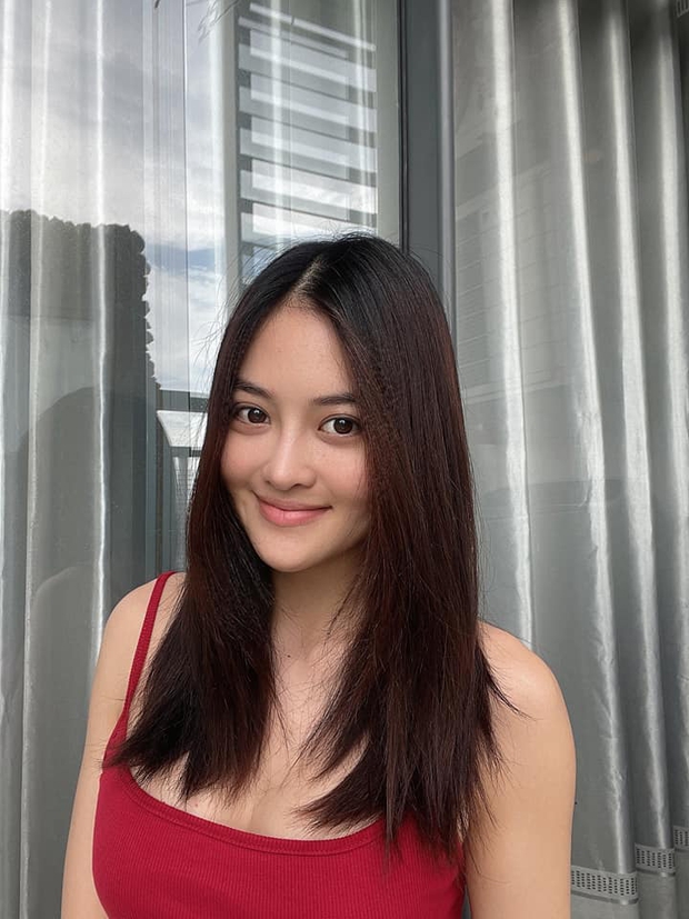Thùy Anh đu trend tự cắt tóc layer trên TikTok, ai dè nhận kết quả méo mặt - Ảnh 2. Thùy Anh đu trend tự cắt tóc layer trên TikTok, ai dè nhận kết quả méo mặt - Ảnh 2.