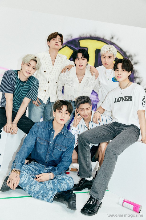 BTS bất ngờ tung MV cùng ngày cùng giờ với Lisa, 5 lần 7 lượt đụng độ BLACKPINK từ comeback đến solo là vô tình hay cố ý? - Ảnh 3.