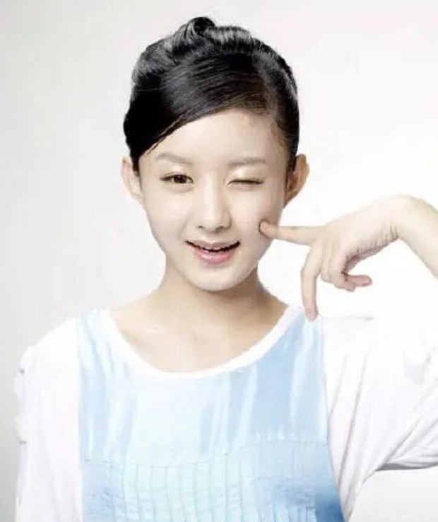 Ảnh quảng cáo 14 năm trước của Triệu Lệ Dĩnh hot trở lại, nhan sắc thuở còn phèn khác 1 trời 1 vực so với bây giờ? - Ảnh 4.