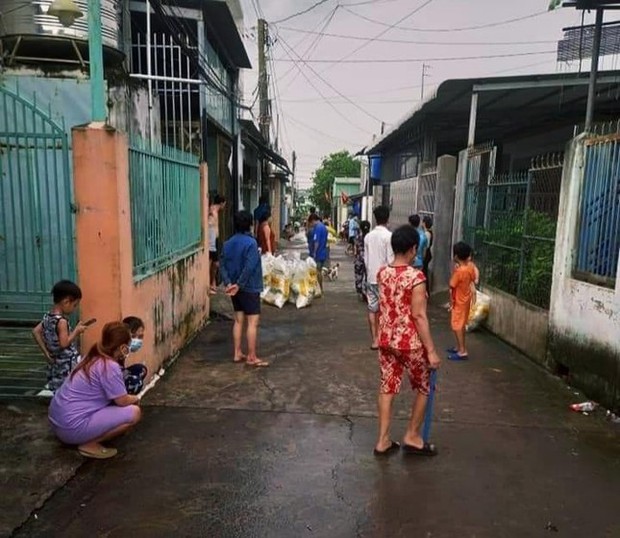 Đồng Nai di dời hàng ngàn cư dân nhà trọ để chống dịch - Ảnh 1. Đồng Nai di dời hàng ngàn cư dân nhà trọ để chống dịch - Ảnh 1.