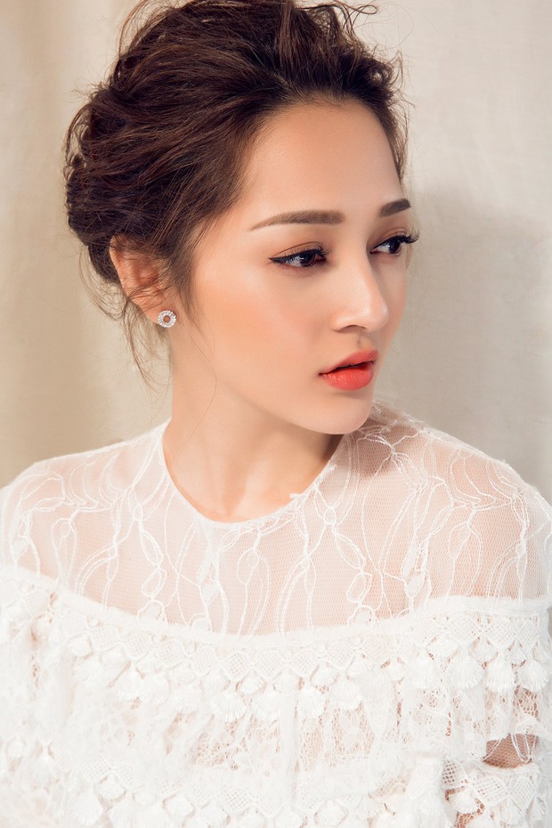 Cách làm từ thiện của Bảo Anh: Bỏ tiền túi chuyển khoản thẳng đến người cần hỗ trợ, làm cầu nối giữa bà con và các nhà hảo tâm - Ảnh 1. Cách làm từ thiện của Bảo Anh: Bỏ tiền túi chuyển khoản thẳng đến người cần hỗ trợ, làm cầu nối giữa bà con và các nhà hảo tâm - Ảnh 1.