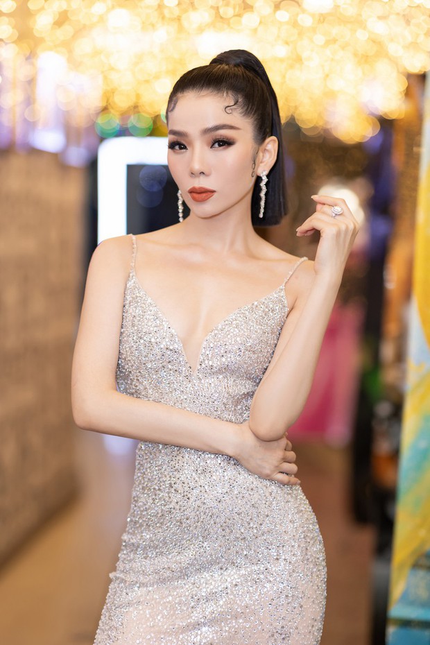 Lệ Quyên đính chính về tài khoản TikTok pha ke, nói rõ lý do không sử dụng liên quan đến loạt drama Vbiz? - Ảnh 2. Lệ Quyên đính chính về tài khoản TikTok pha ke, nói rõ lý do không sử dụng liên quan đến loạt drama Vbiz? - Ảnh 2.